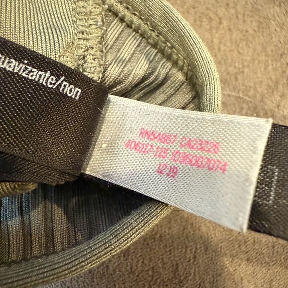 Pink Sport Victoria's Secret Ultimate Lightly Lined Sports Bra Bralette Green M - Picture 7 of 7